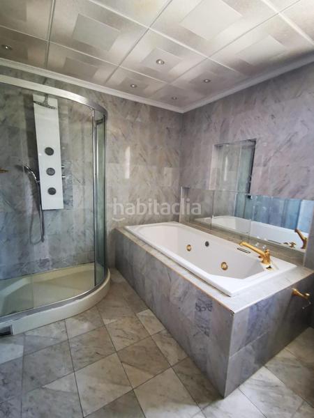 Foto 440d8083-eab9-4511-882c-df6377afa720. Casa en Sierra Helada Benidorm