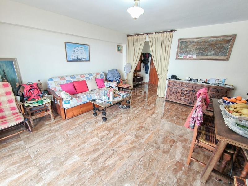 Foto 4a4de48f-09de-49a3-9a24-2c8fc7782979. Piccolo appartamento in Playa Poniente Benidorm