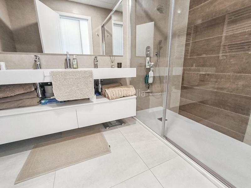 Foto 992a489e-d8cb-4ace-a5a3-105eb18fbbcf. Apartamento en Playa Poniente Benidorm