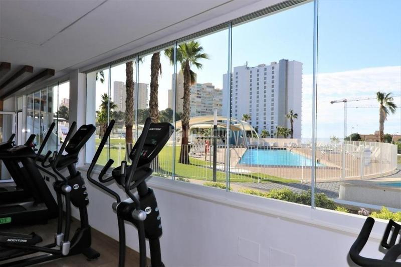 Foto 164fc80a-6268-4b3e-9cab-7abd1fcc0fe3. Appartement avec piscine dans Playa Poniente Benidorm