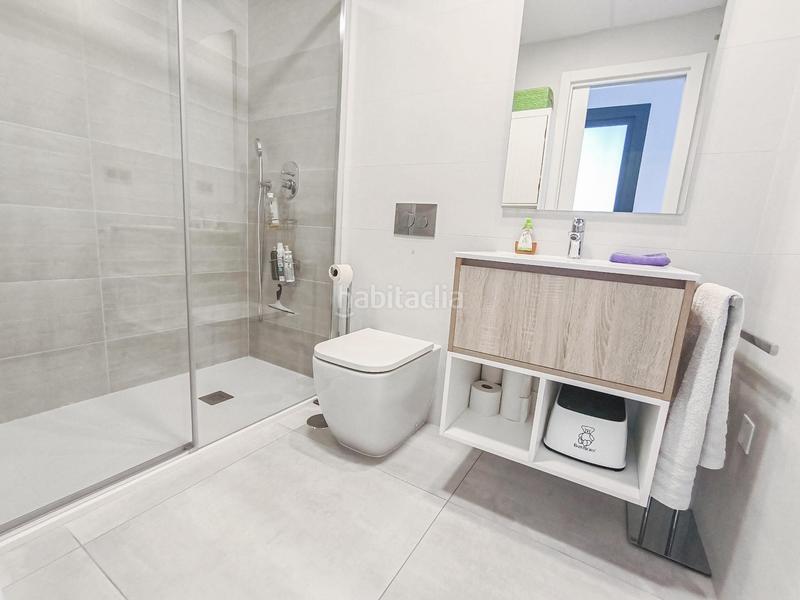 Foto 96fd1dd7-9423-474c-be53-32100058f588. Appartement avec piscine dans Playa Poniente Benidorm