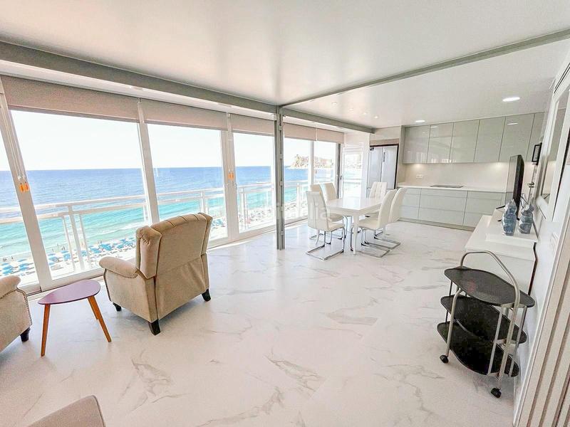 Foto cb32e11b-11e4-4787-94a0-5e9a04ec3463. Dúplex en Playa Poniente Benidorm