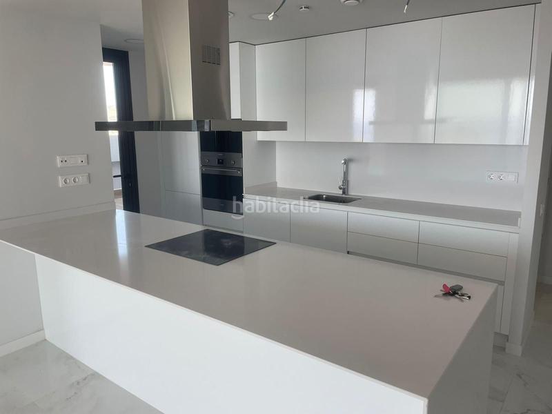 Foto 25eb13b3-92d7-49f3-a999-a1e9e6f169c8. Apartamento en Playa Poniente Benidorm