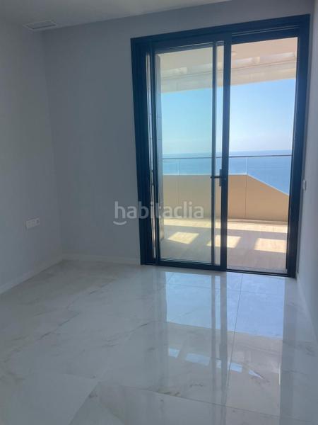 Foto 2847f921-90e6-4932-8034-3c79a7b10889. Apartamento en Playa Poniente Benidorm