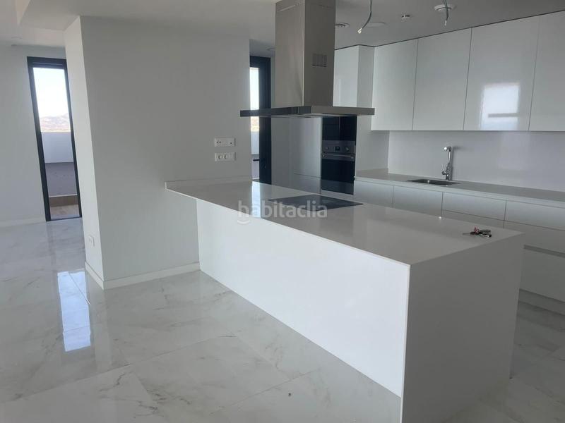 Foto 54c0e942-1fa9-4feb-8637-7208c937509b. Apartamento en Playa Poniente Benidorm