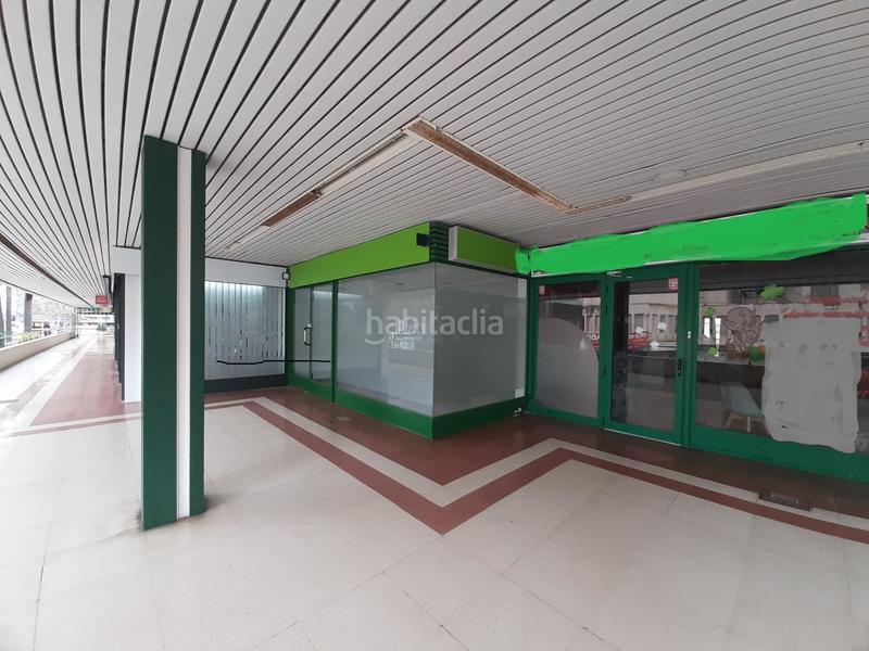 Foto f8406736-ba8d-461c-8894-21bb0a79e59a. Local comercial en Playa Levante Benidorm