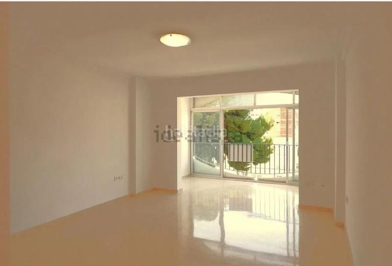 Foto f2139d4a-0fa8-4a16-9150-baf6330162a3. Estudi amb piscina a Rincón Alto Benidorm