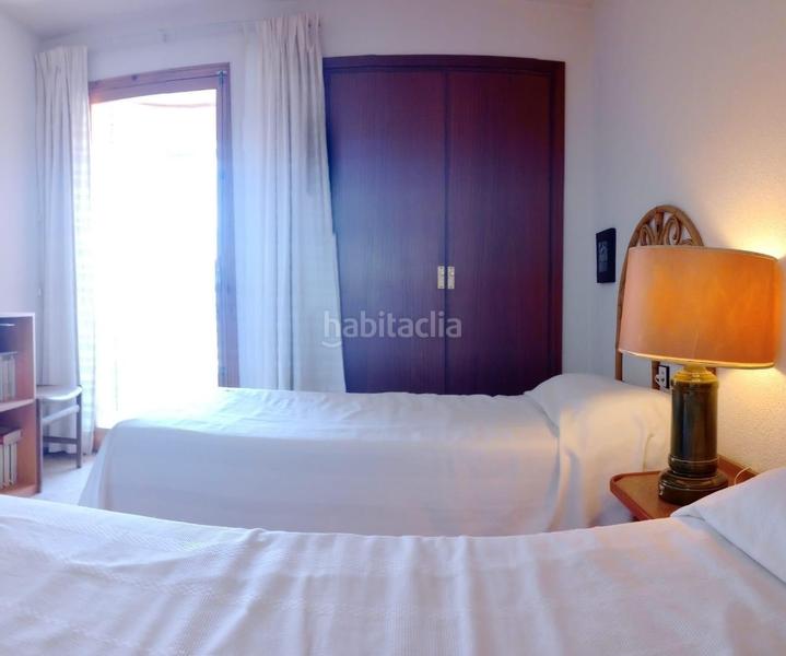 Foto a75e1784-1ab5-4a87-99ef-c58f1e40c3dc. Piccolo appartamento con piscina in Playa Levante Benidorm