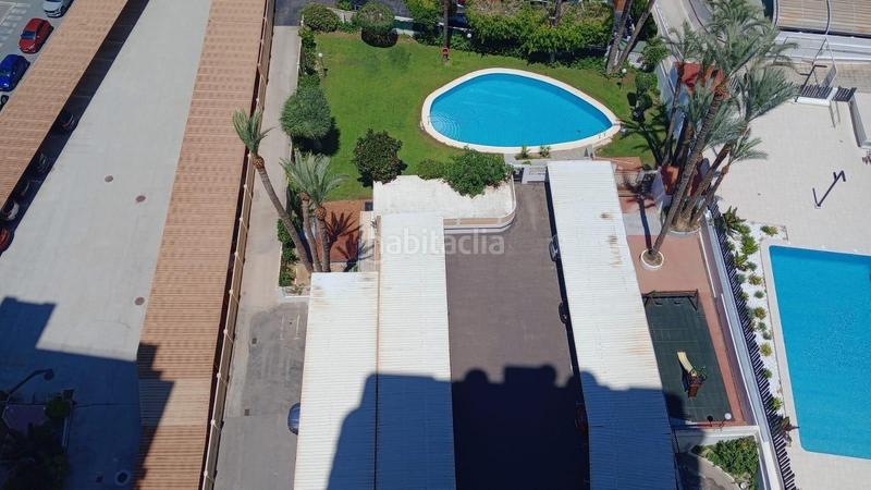 Foto ac63b674-a3dd-43f1-a18f-b3f59f63dc34. Piccolo appartamento con piscina in Playa Levante Benidorm