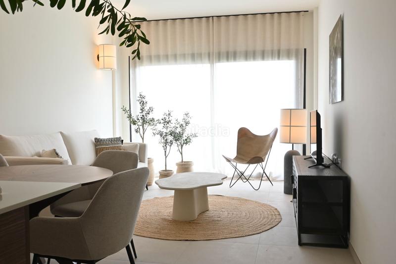 Foto ac3af922-397f-4e73-9389-f5316736dddd. Casa adossada amb piscina a Playa de los Náufragos Torrevieja