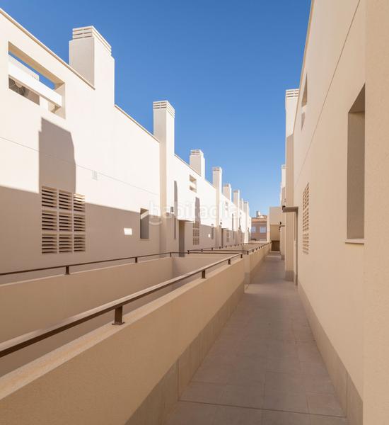 Foto d67975d7-01ce-4be3-b2bd-deb94b8826aa. Reihenhaus mit pool in Playa de los Náufragos Torrevieja