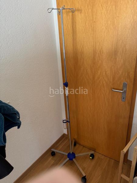 Foto f992a624-4216-4375-b3c8-c9cdbff236ba. Appartement avec piscine dans Playa Poniente Benidorm