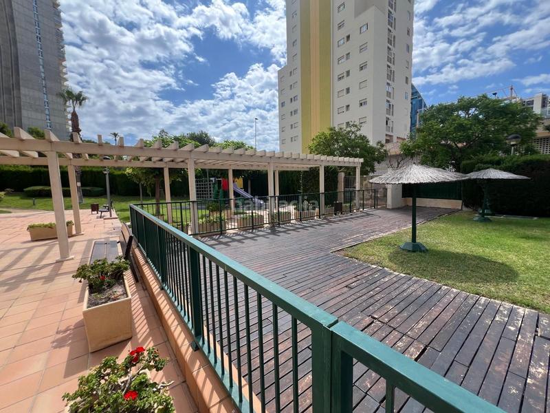 Foto 788523c1-fc5f-40d7-a0a3-92d76fd8307b. Piccolo appartamento con piscina in Via Parque Benidorm