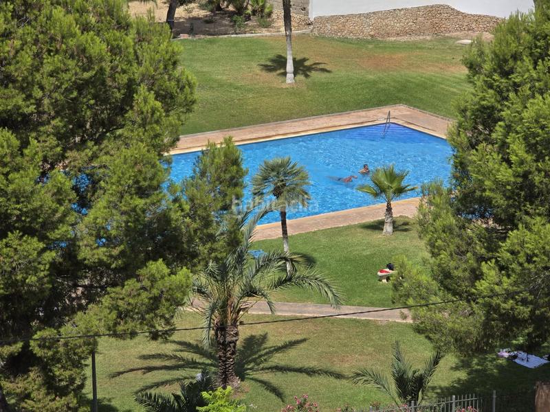 Foto 151741ac-620f-4a82-b26e-147cc6abe685. Appartement avec piscine dans Playa Poniente Benidorm
