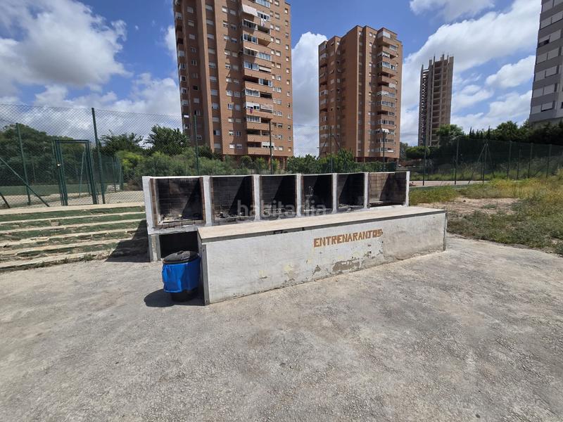 Foto 40ae7968-d61f-4a84-a580-fb7f5c55fb9f. Appartement avec piscine dans Playa Poniente Benidorm