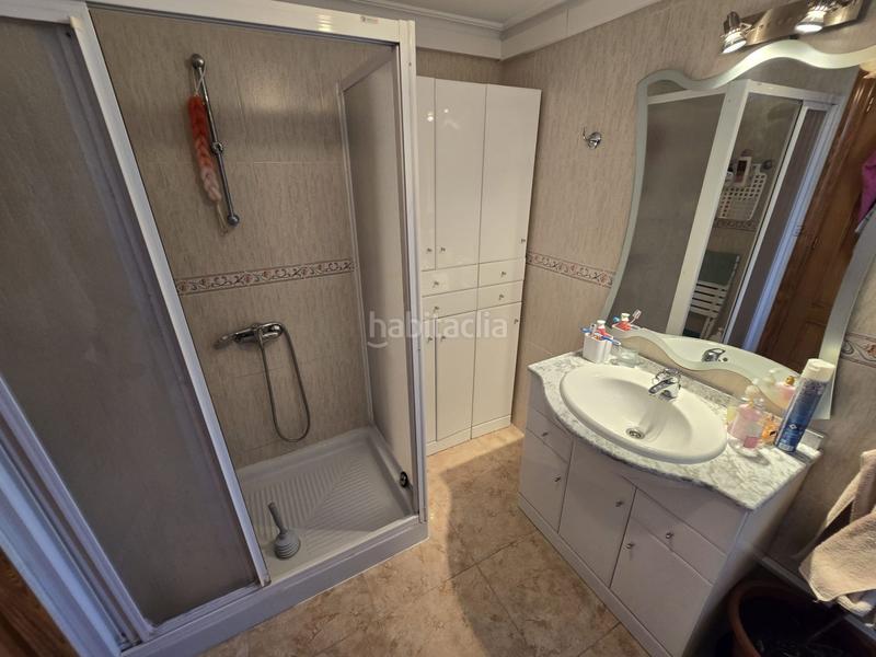 Foto eaceb1a5-3f45-4265-9cd6-78e5b989527a. Appartement avec piscine dans Playa Poniente Benidorm