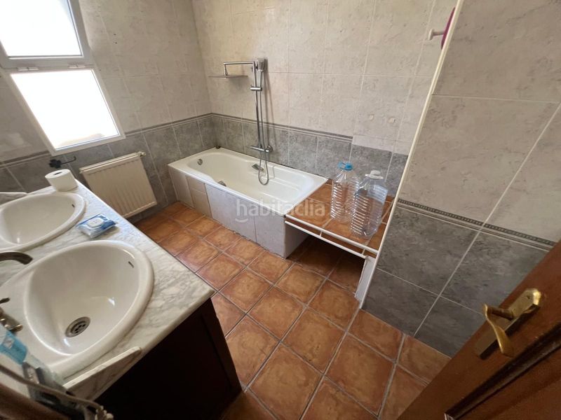 Foto c59cc4c5-f5e6-4e17-933c-920c158f007c. Casa amb piscina a Barranco Hondo Nucia (la)