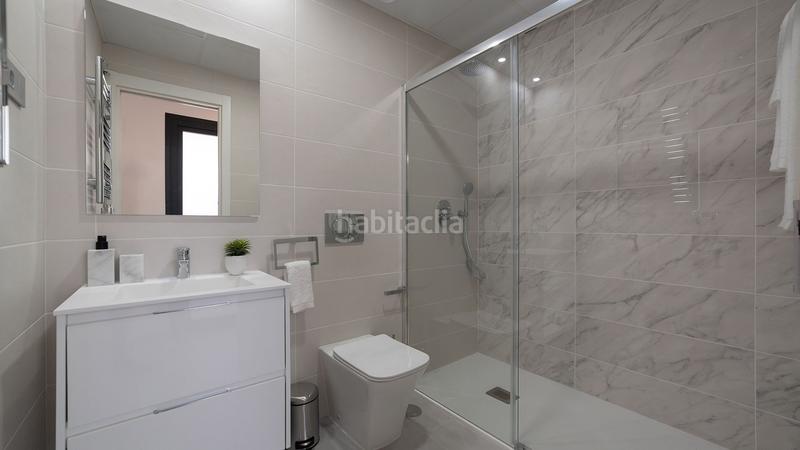 Foto 5a81a97b-b80a-474b-bb7d-8fddb9f62bb4. Apartament amb piscina a Via Parque Benidorm