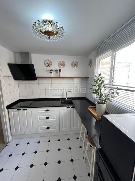 Foto c4a0e247-fedd-4077-b2d0-8c110f615aeb. Apartament a Casco Antiguo - Puerto Benidorm