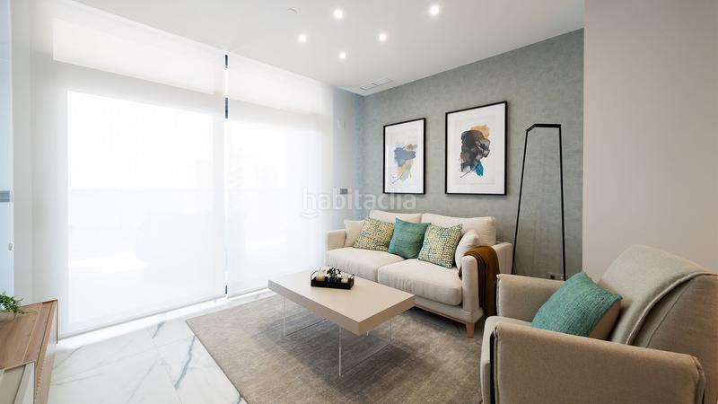 Foto 0fe6f89f-cb4b-415e-bc6e-aa440fe07c6c. Penthouse with pool in Playa Poniente Benidorm
