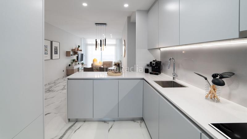 Foto a56edcd0-6e91-4528-bb0e-98b6c0b42861. Apartamento en Playa Poniente Benidorm