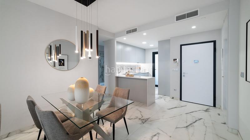 Foto fa295a50-3670-4f45-afb7-6017382fa299. Apartment with pool in Playa Poniente Benidorm