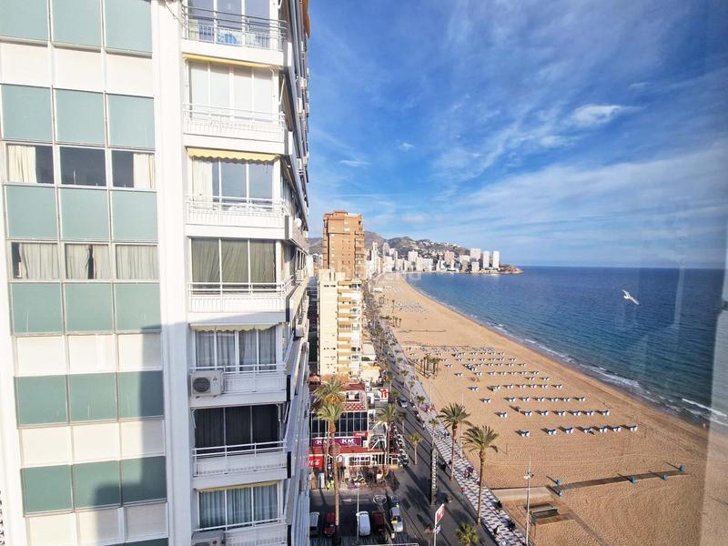 Foto 013e98d3-6232-4f07-9125-196578f7351b. Piccolo appartamento in Playa Levante Benidorm