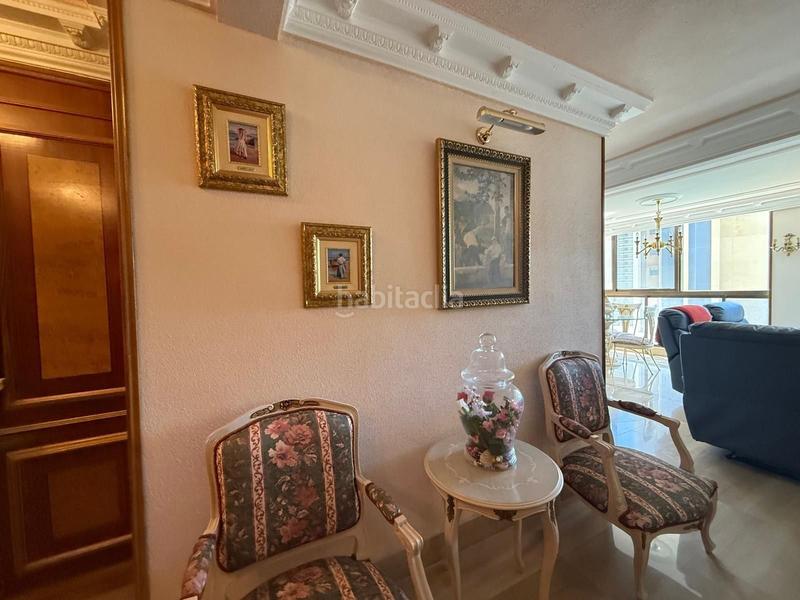 Foto 532ab25a-bd23-4133-8ce1-35bb0ccaf79a. Piccolo appartamento con piscina in Playa Levante Benidorm