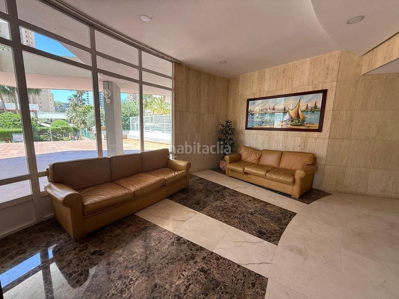 Foto a4a7f5ad-39d6-4b7e-bc04-fdd53c26773e. Piccolo appartamento con piscina in Playa Levante Benidorm