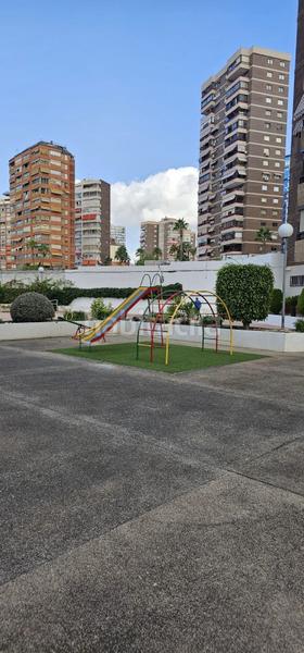 Foto 0d5b7de8-6272-4615-8909-dc1be93491dd. Apartament amb piscina a Levante Alto Benidorm