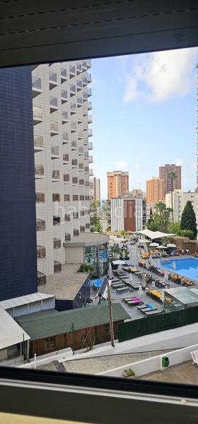 Foto 54d0eb59-050e-4894-83f7-45047a9ba8e5. Apartament amb piscina a Levante Alto Benidorm