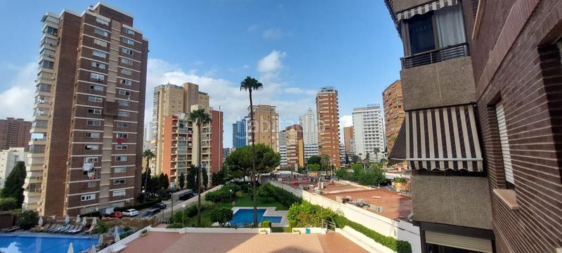 Foto f96f30c4-1f56-4346-a17e-09cb1124d103. Appartement avec piscine dans Levante Alto Benidorm