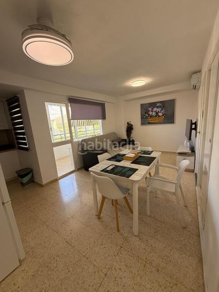 Foto 40250812-81b1-4a7f-b064-ee1be3981524. Apartament amb piscina a Playa Poniente Benidorm