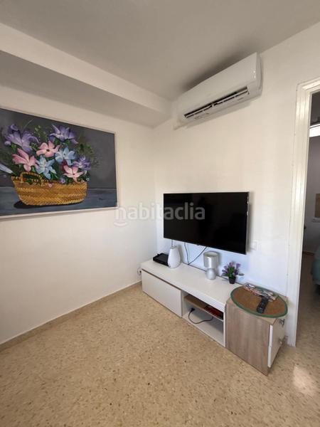 Foto a0c934f8-d373-4edc-bd18-dbfa3d1a0b89. Apartament amb piscina a Playa Poniente Benidorm