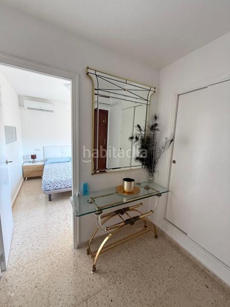Foto d0f0f4bf-060c-4bbe-b702-06129550872a. Apartament amb piscina a Playa Poniente Benidorm