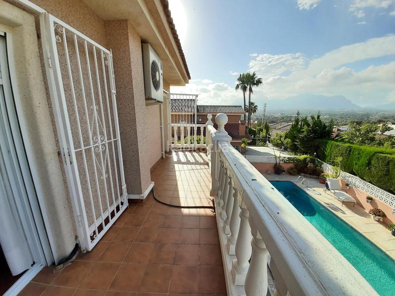 Foto 30fac776-e89a-4fb7-9d9d-215934166951. Casa con piscina in Sierra Helada Benidorm