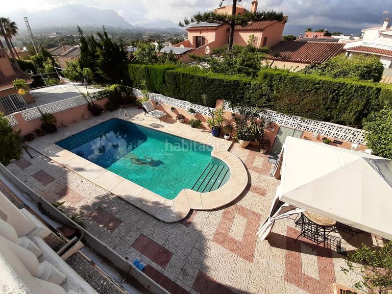 Foto 618985f2-a0b8-4c99-a03b-7130c3cc458a. Casa con piscina in Sierra Helada Benidorm