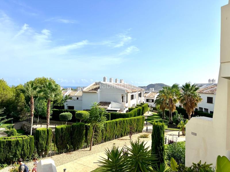 Foto 4ab47c4f-b06e-4781-be1c-d3084524a880. Appartamento con piscina in Golf Bahía Finestrat