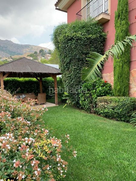 Foto 8a7f10dd-9dcc-4846-afc8-e759b045e41e. Casa amb piscina a Mascarat Altea