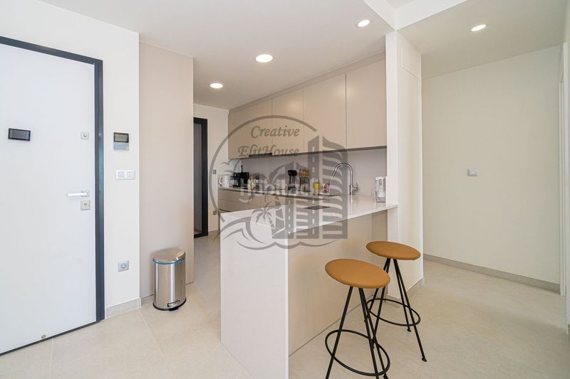 Foto 815778e7-5344-44c3-a6c7-89be374e6bc5. Apartament amb piscina a Playa Poniente Benidorm