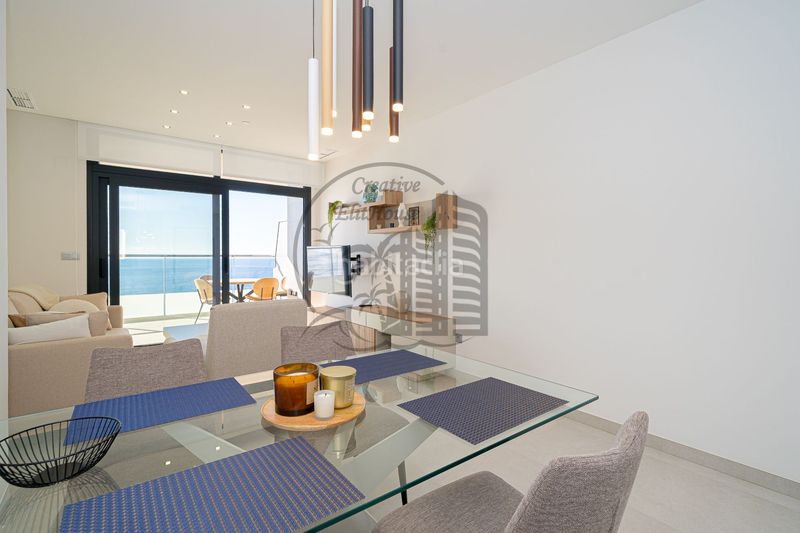 Foto 6564b8b0-c4b0-4fe5-a61a-9ff540136784. Apartamento en Playa Poniente Benidorm
