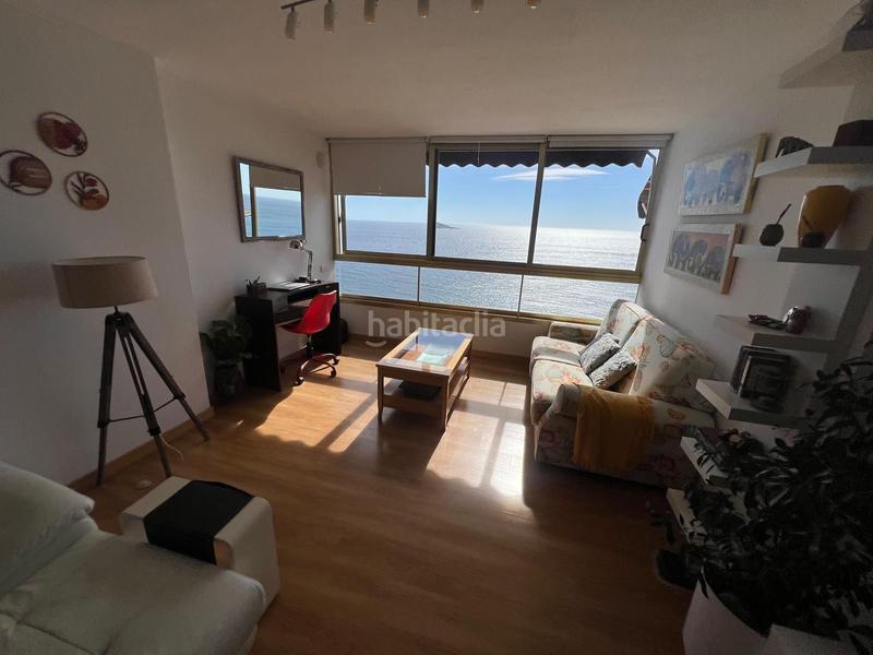 Foto 57ea77ba-8b76-4b47-9bb3-9f138d8a58c2. Pis amb piscina a Playa Poniente Benidorm