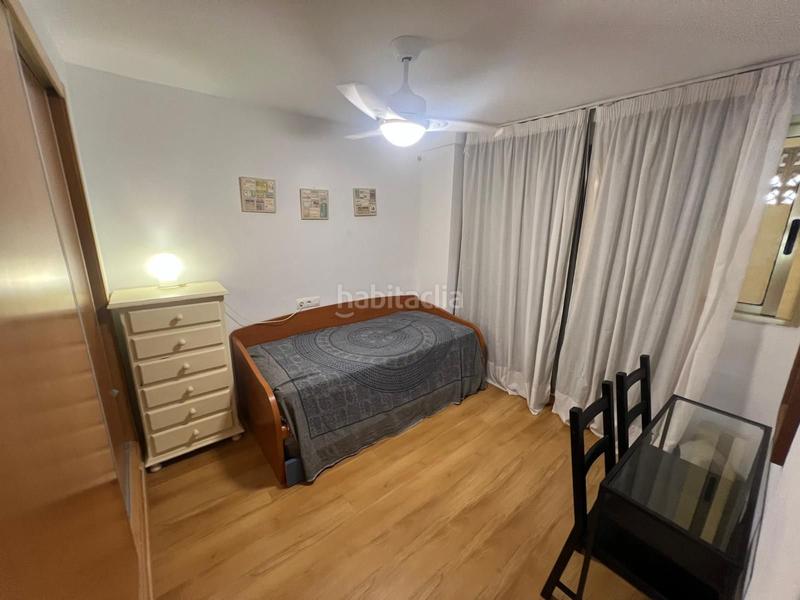 Foto ca65593f-0315-475b-a116-c61c07727a4d. Pis amb piscina a Playa Poniente Benidorm