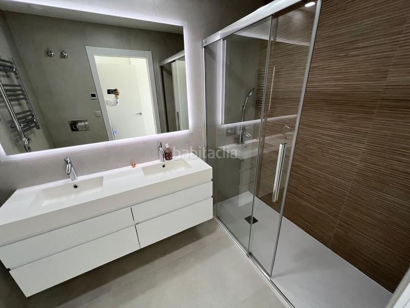 Foto 34b04882-e201-4b96-99c8-c930c8a35c59. Appartamento con piscina in Playa Poniente Benidorm