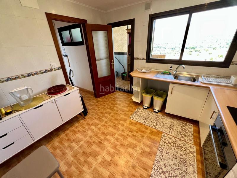 Foto 8c5e91d6-6a42-4f48-9cd5-6215a9d919ef. Apartament amb piscina a Playa Poniente Benidorm