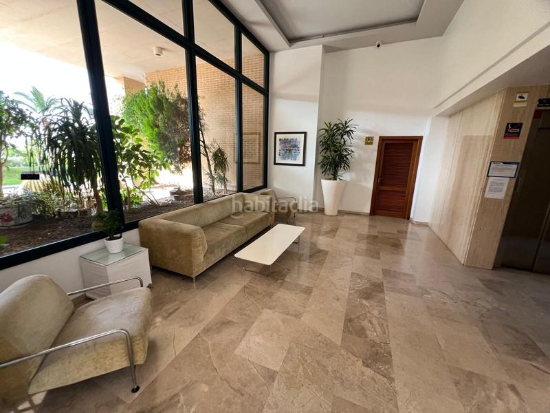 Foto 08165843-9d7d-45d7-a3ac-23bde26b6eba. Appartement mit pool in Playa Poniente Benidorm