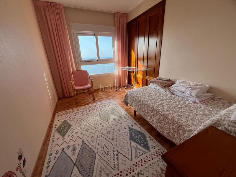 Foto 164ba948-90d5-4e03-9b1d-f3e6fb938777. Piccolo appartamento con piscina in Playa Poniente Benidorm