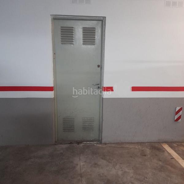 Foto c2c2646f-9f05-4fae-b9f6-e4d52b6dca59. Pis amb piscina a Playa Levante Benidorm