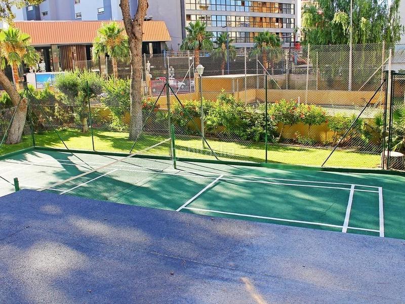 Foto f96421f8-8d67-425a-baa8-6ad402658f16. Piso en Playa Levante Benidorm