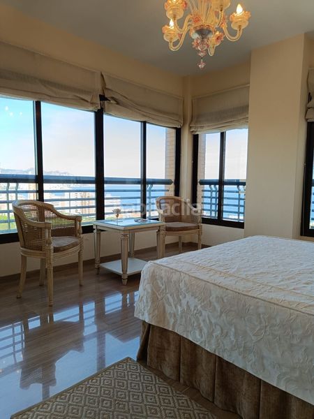 Foto 3db0c28a-da86-417e-890e-d5cfa0ce2a33. Penthouse with pool in Playa Poniente Benidorm